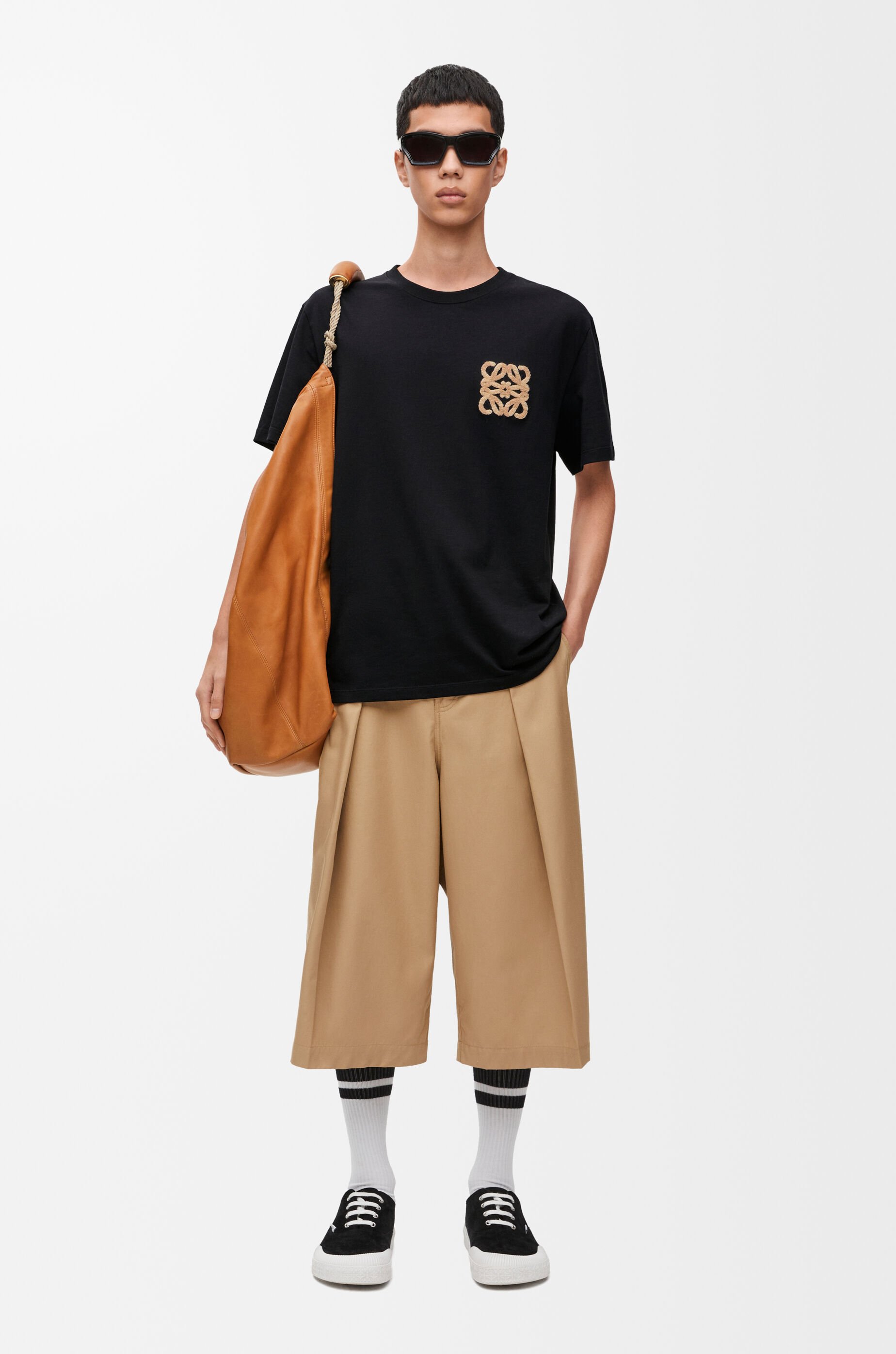 リラックスフィット Tシャツ（コットン） ブラック - LOEWE