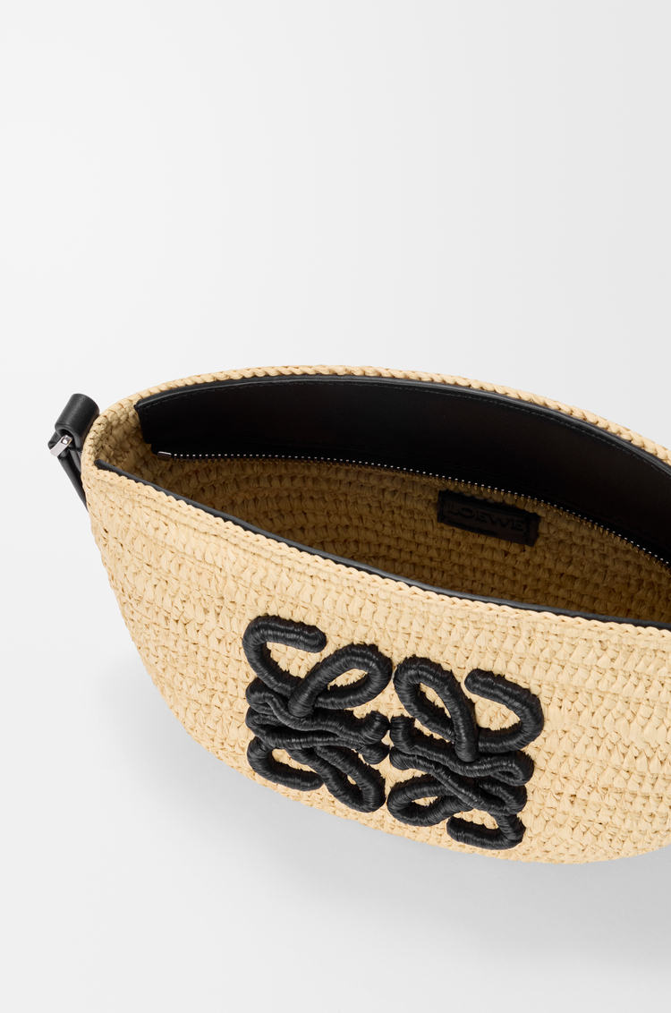 LOEWE Eclipse pochette in raffia and calfskin Natural/Black