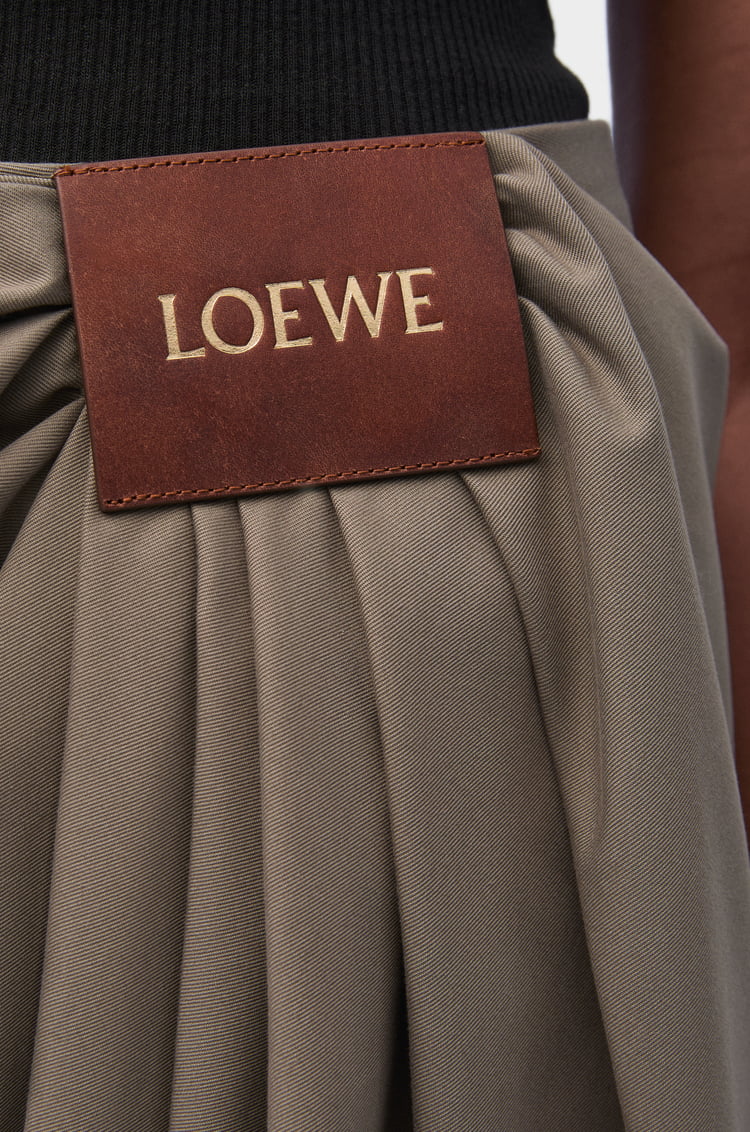 LOEWE Falda drapeada en algodón y seda Marrón Caqui