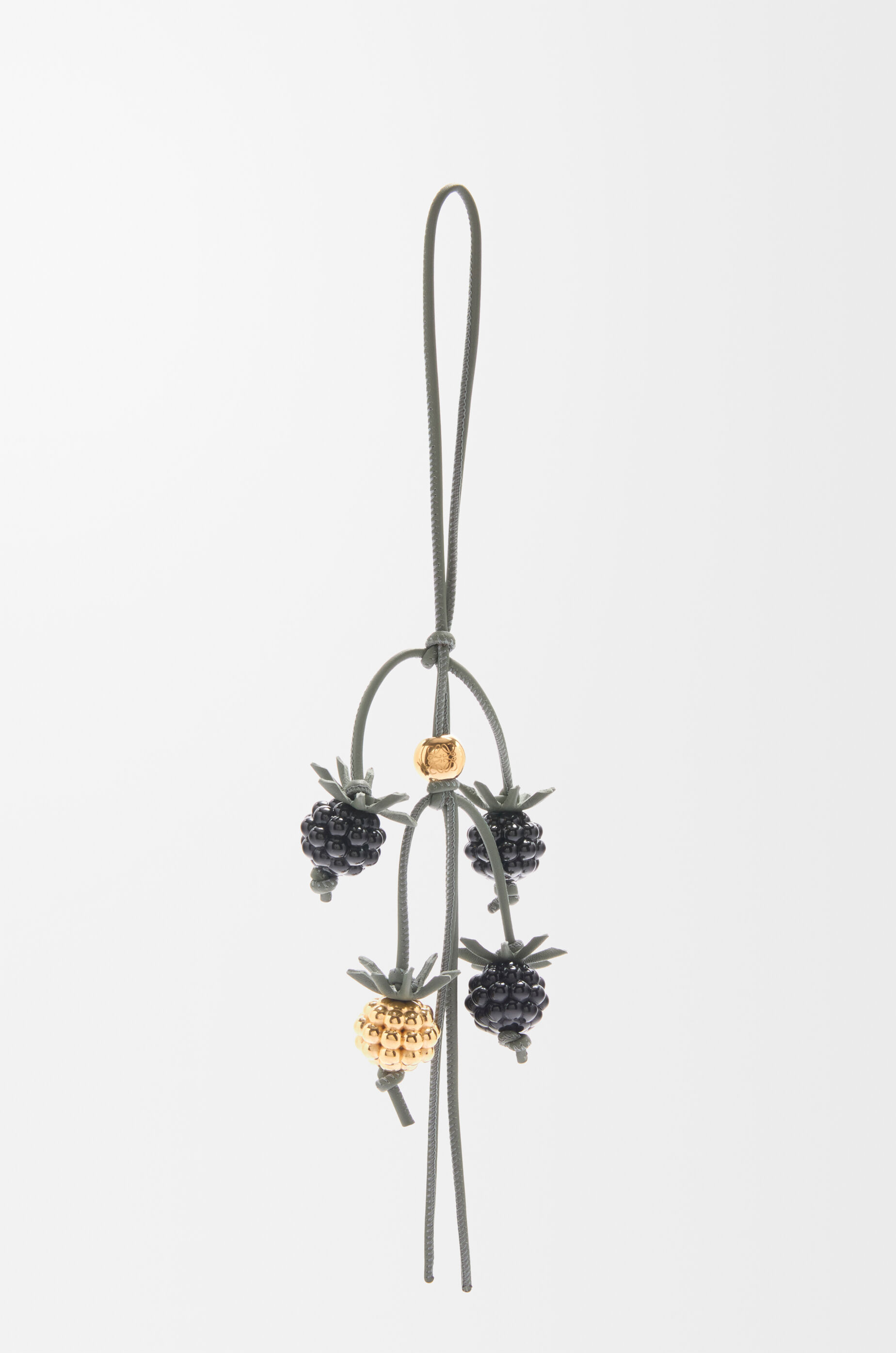 LOEWE ロエベ チャーム ベリー クラシックカーフ アナグラム ベリー チャーム(クラシックカーフ) ブラック - LOEWE