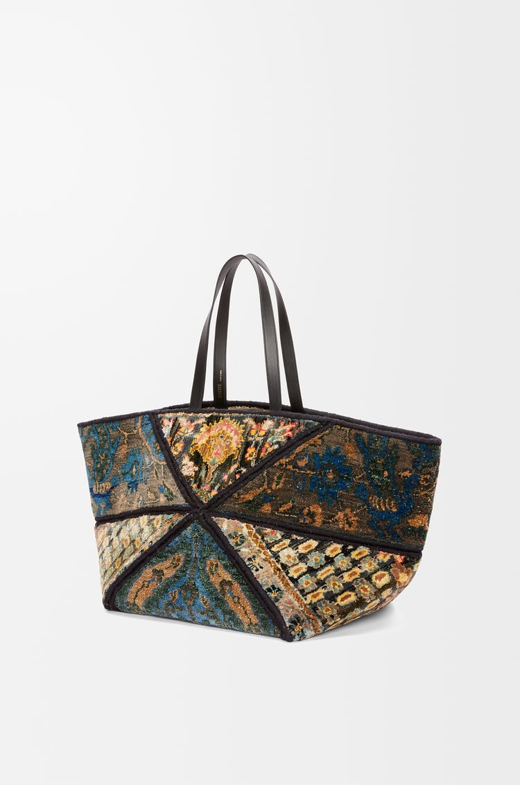 LOEWE Bolso Puzzle Fold Tote Carpet XXL en seda y lana Multicolor
