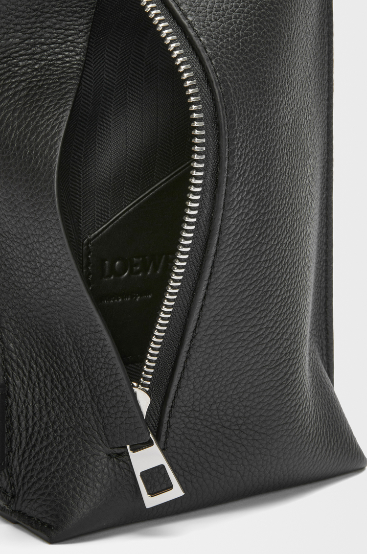 LOEWE Vertical T Pocket in soft grained calfskin Black