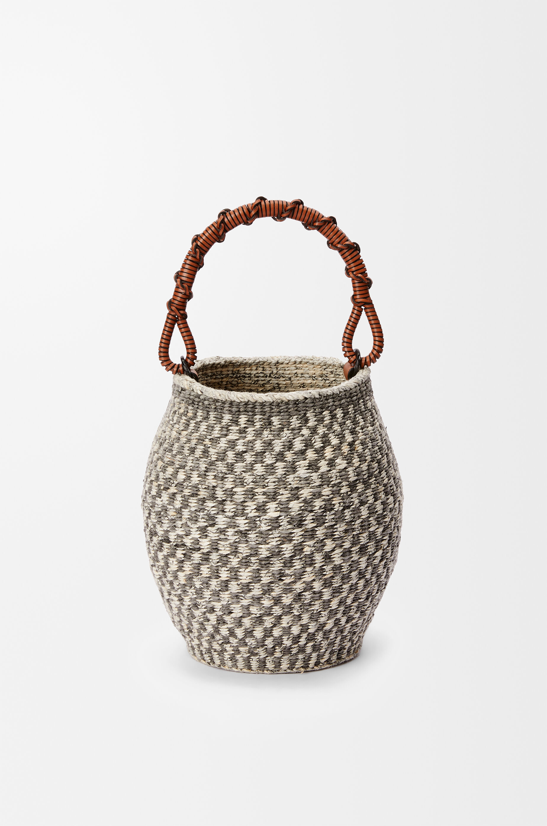 チスン バケットバッグ (ペーパー&カーフ) ベージュ - LOEWE Japan