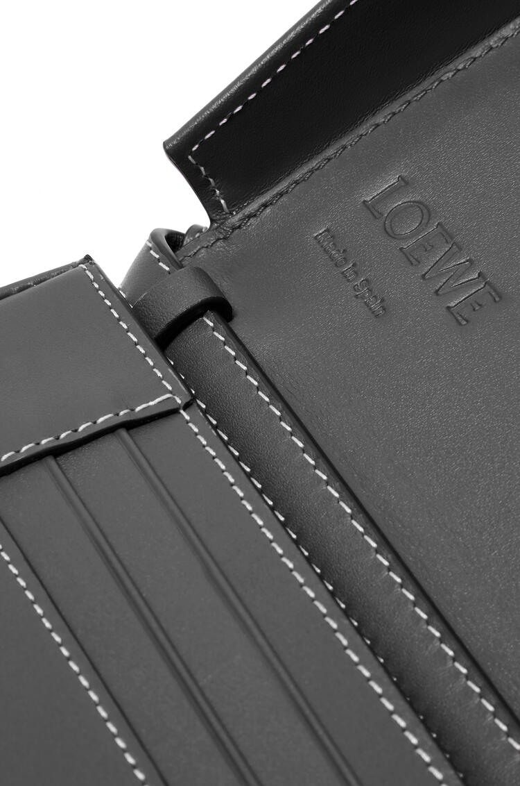 Heel bag in soft calfskin Black - LOEWE