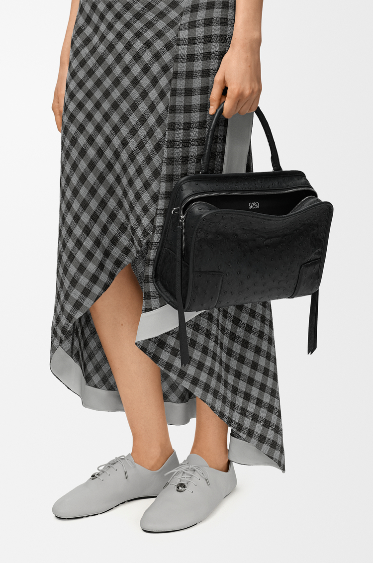 LOEWE Petit sac Amazona 180 en cuir d'autruche Noir