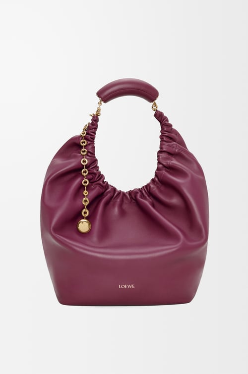 LOEWE Medium Squeeze bag in mellow nappa lambskin Crimson plp_rd