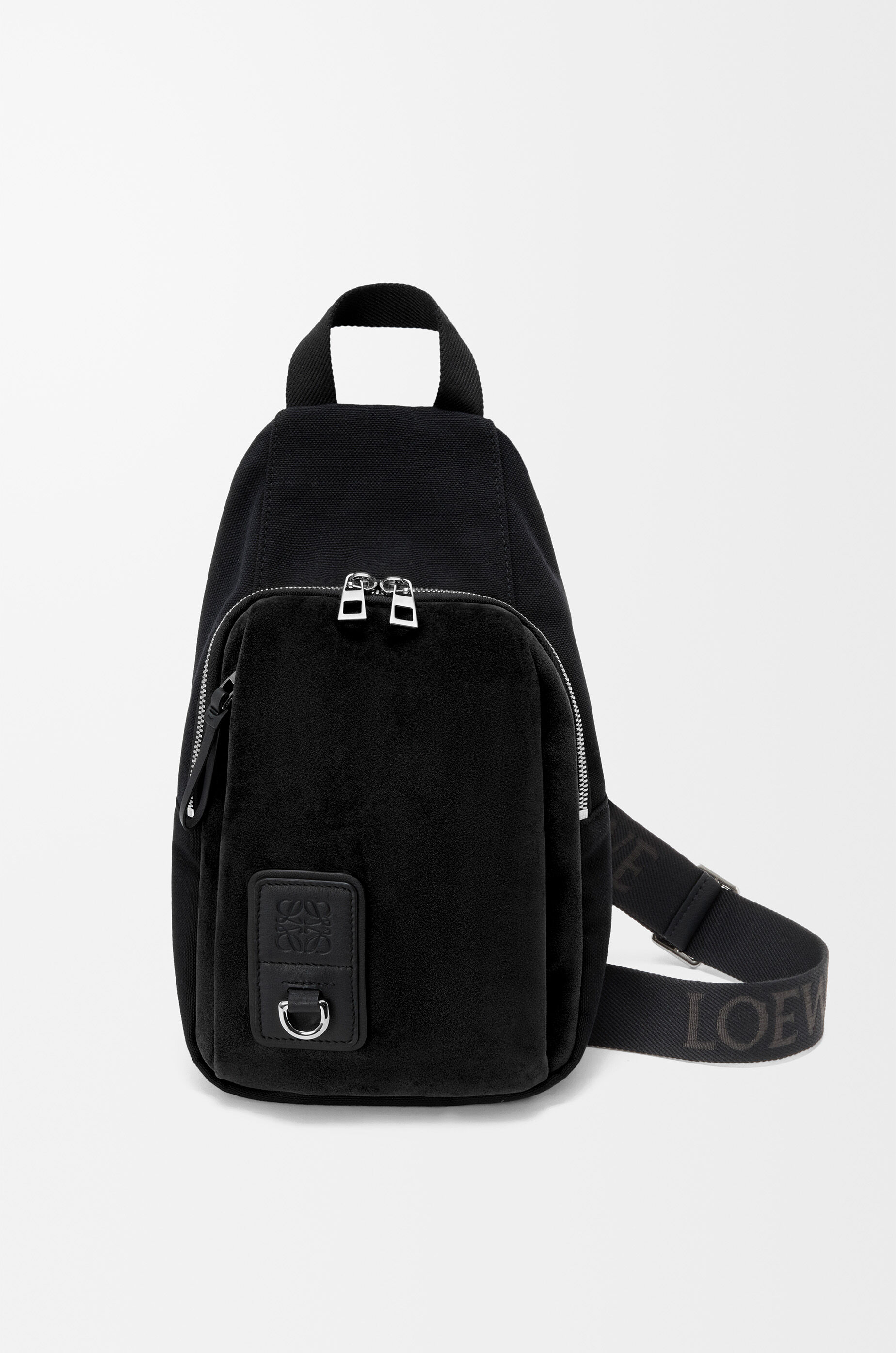 Shop LOEWE Flex Bag for Men | Military Collection - LOEWE Japan