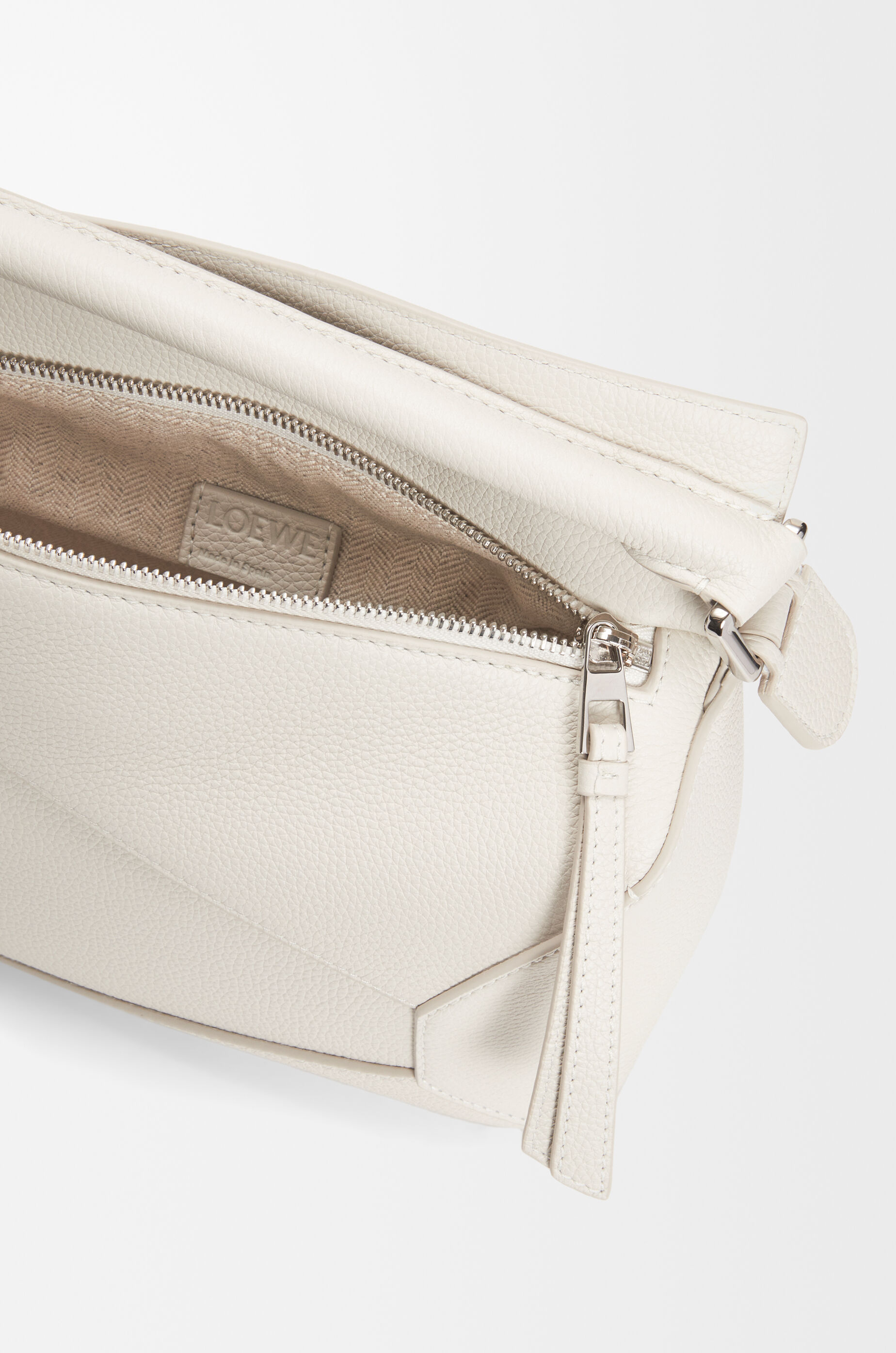 Small Puzzle Edge bag in soft grained calfskin White - LOEWE
