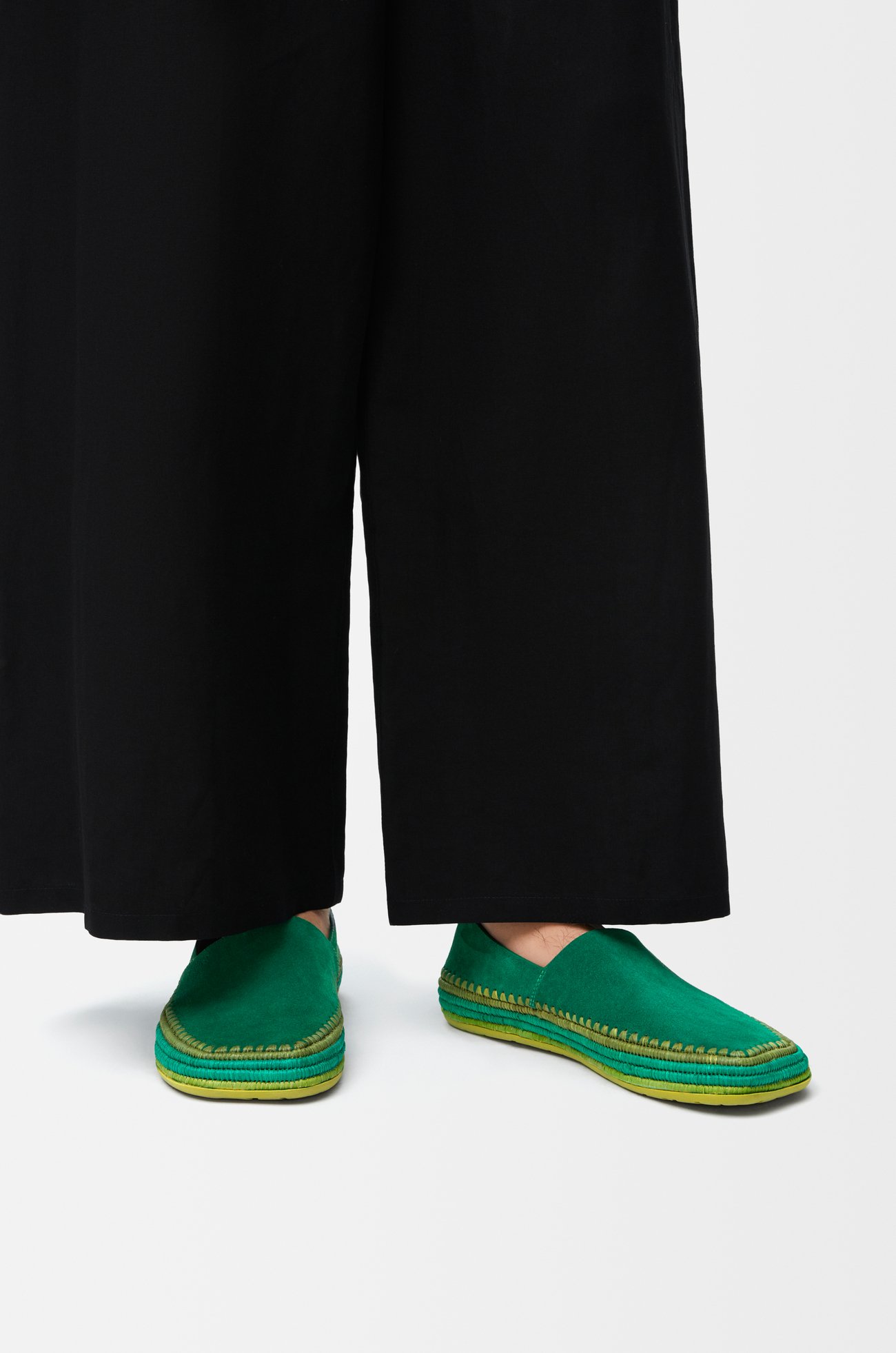 LOEWE Slipper Rio en ante y rafia Verde