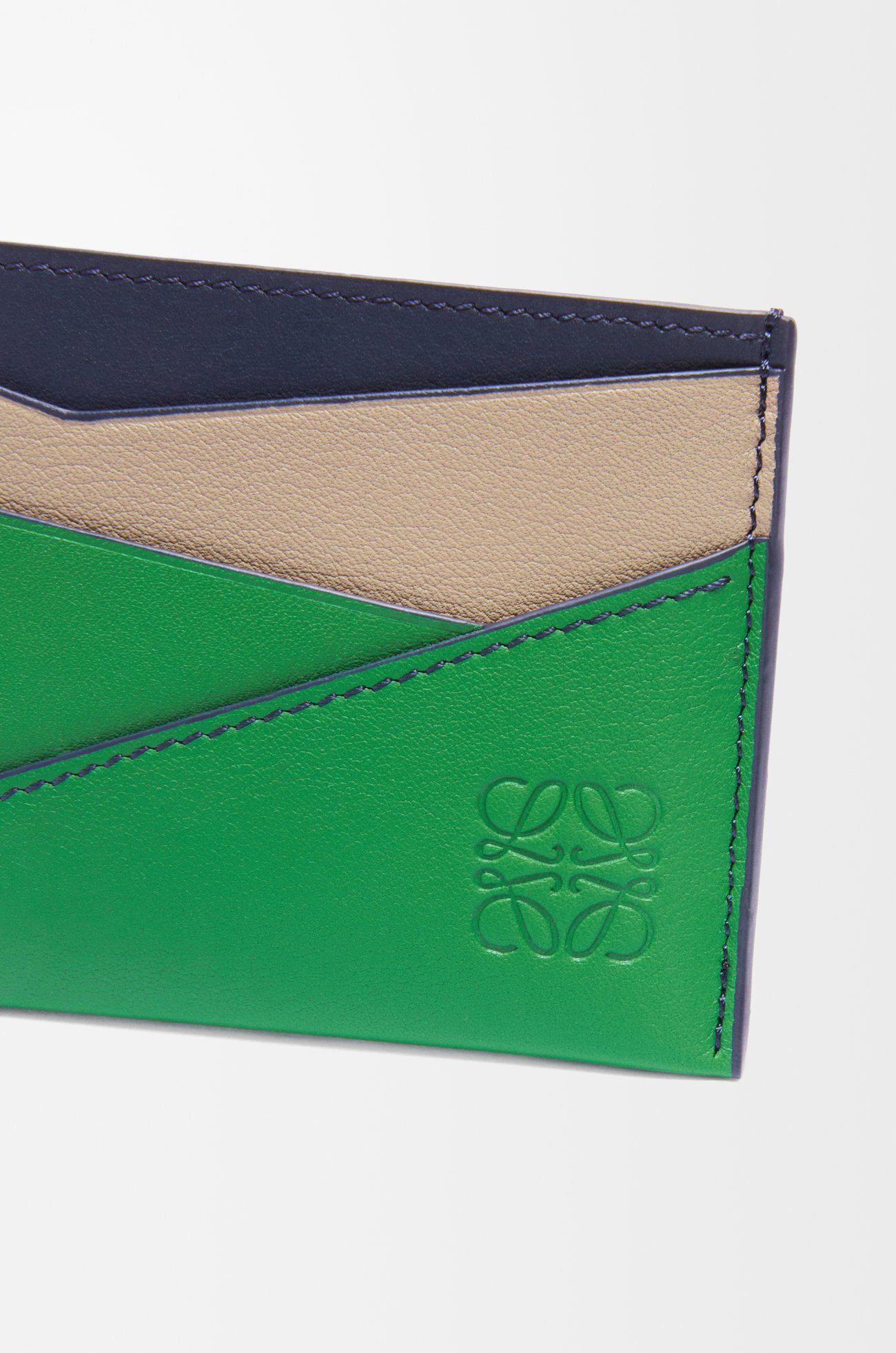 LOEWE Puzzle plain cardholder in classic calfskin Sand/Tropical Green plp_rd