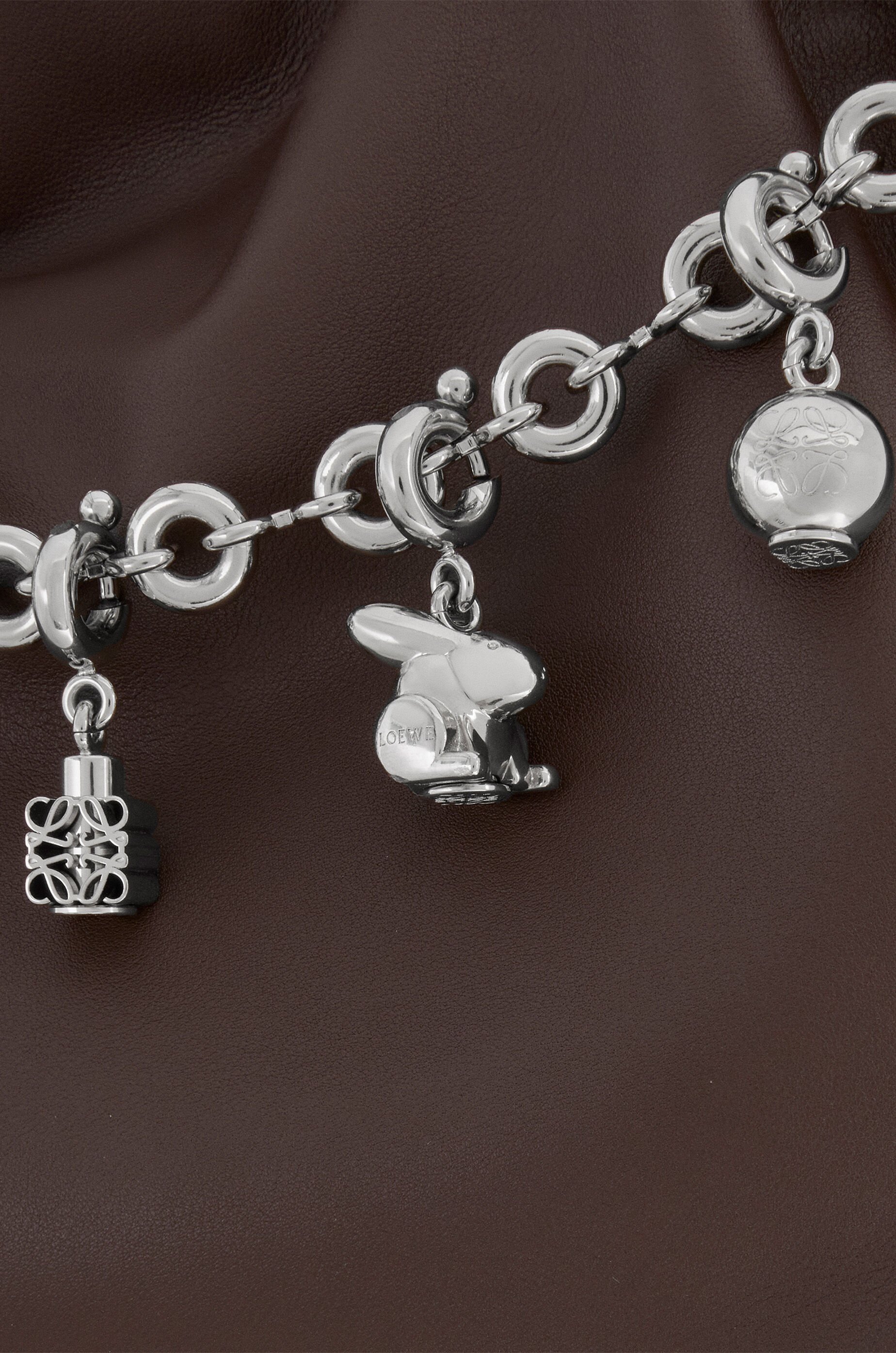 LOEWE ロエベ　パーソナライゼーションバー　バッグチャーム　キーホルダー パーソナライゼーション バー スモール（真鍮） シルバー - LOEWE