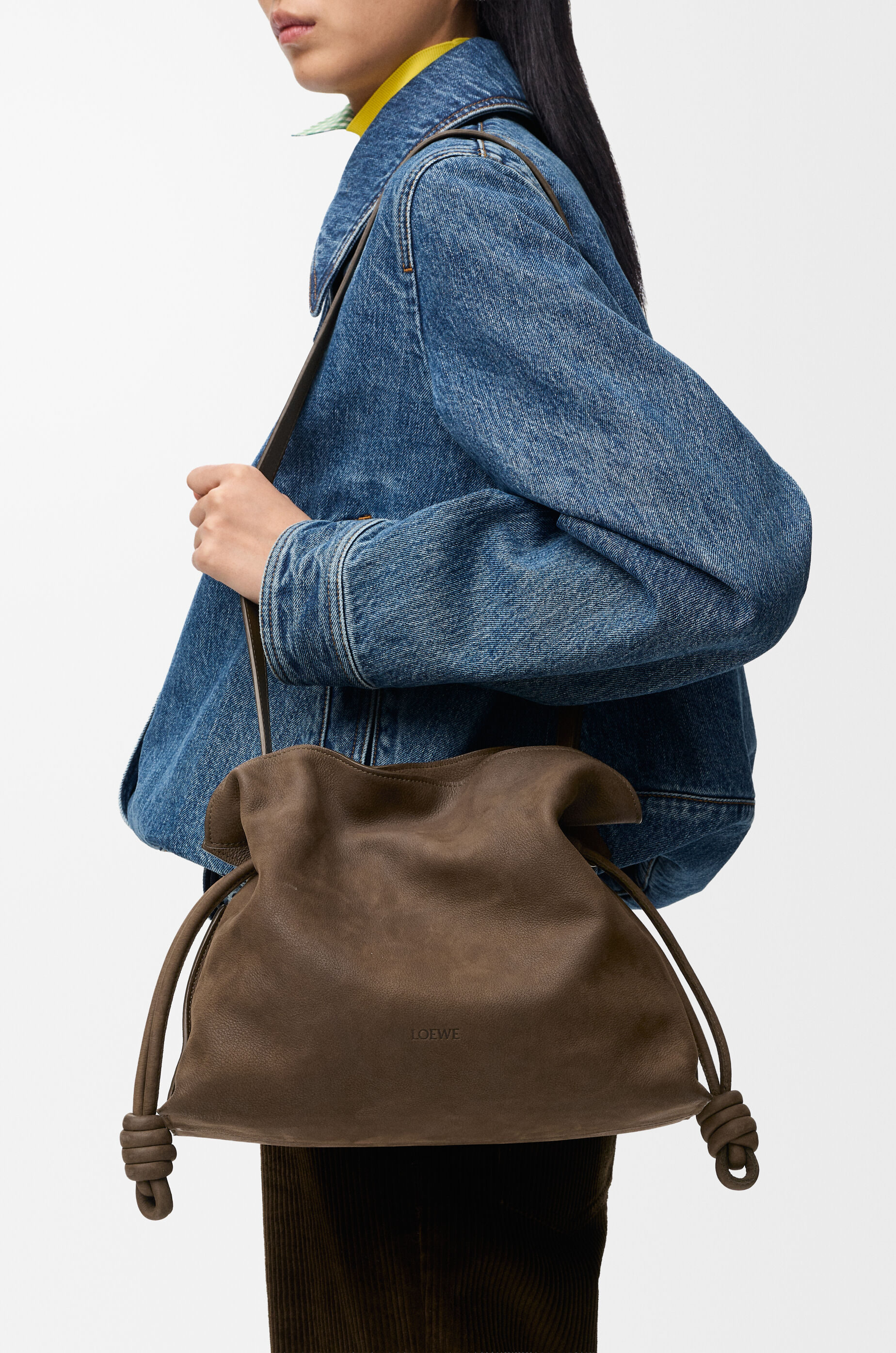 美品 LOEWE フラメンコクラッチ ミディアム ショルダーバッグ ブラウン系 フラメンコクラッチ ミディアム（グレインヌバック） ブラウン