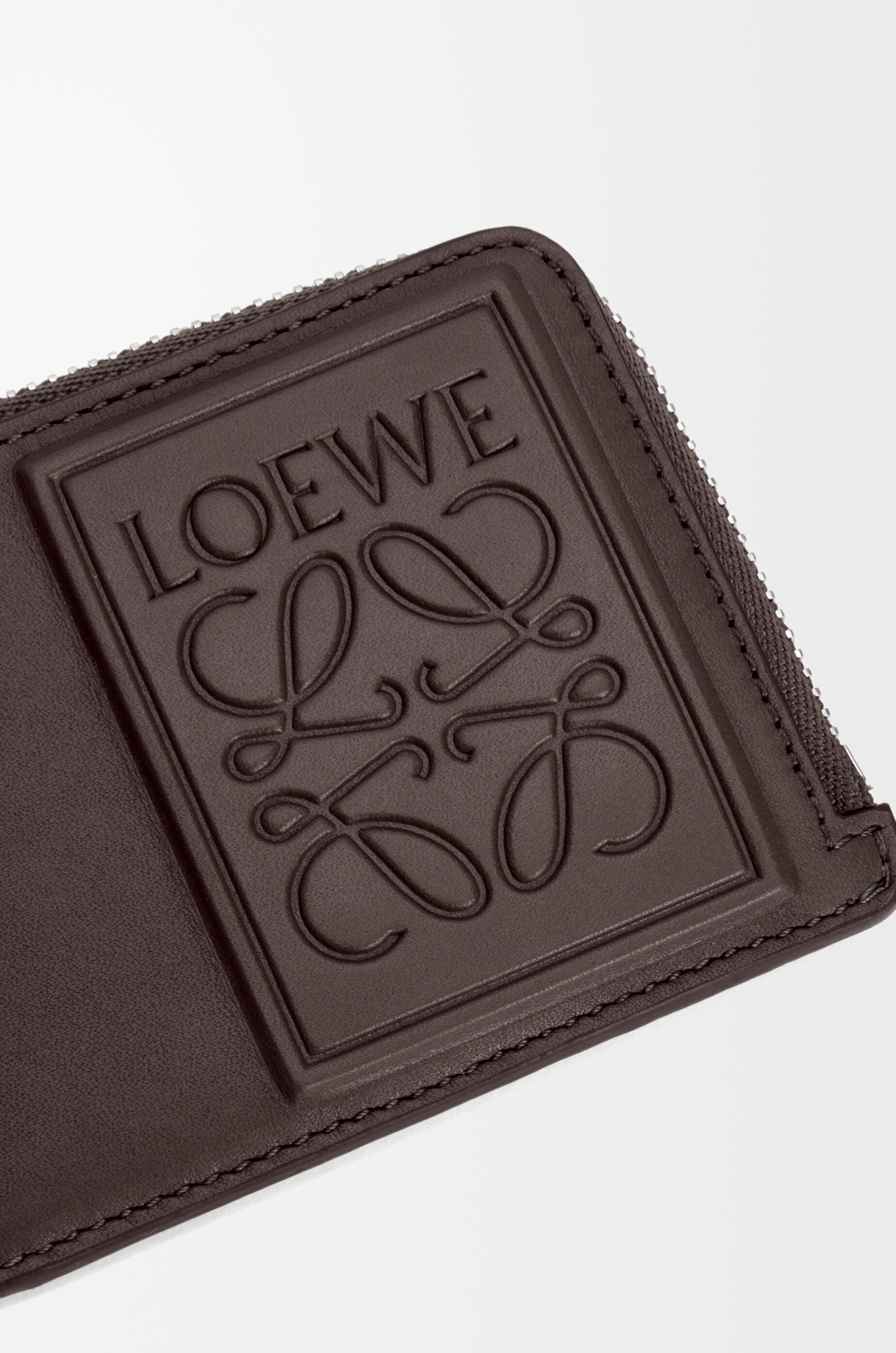 コインカードホルダー（サテンカーフ） ブラウン - LOEWE