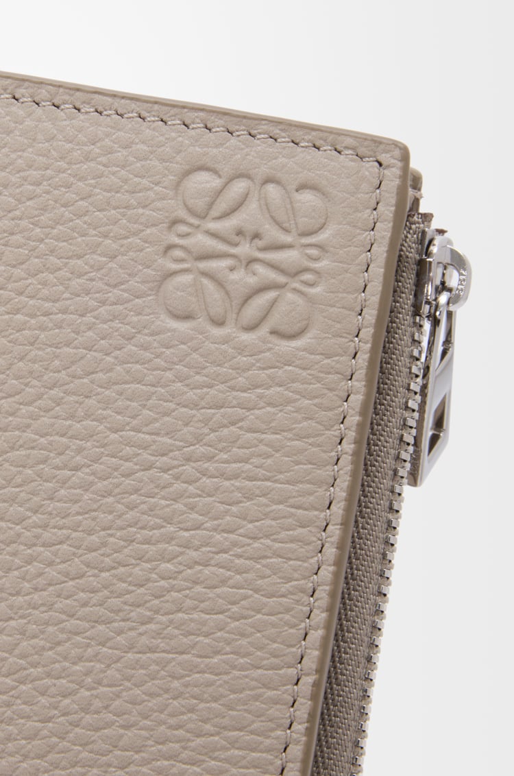 LOEWE スリム コンパクト ウォレット（ソフトグレインカーフ） コルダ