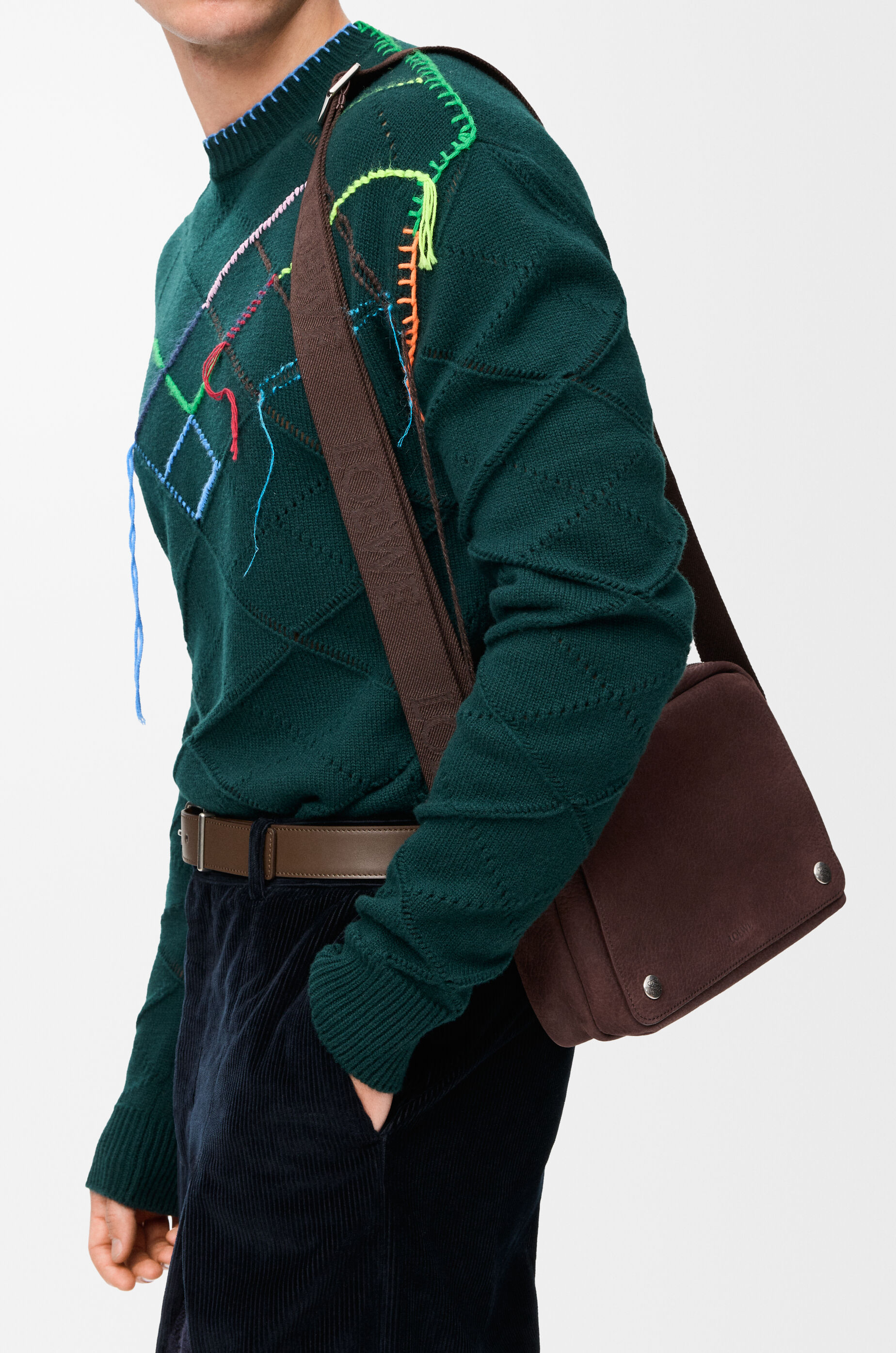 ペブル メッセンジャーバッグ ミディアム（グレインヌバック