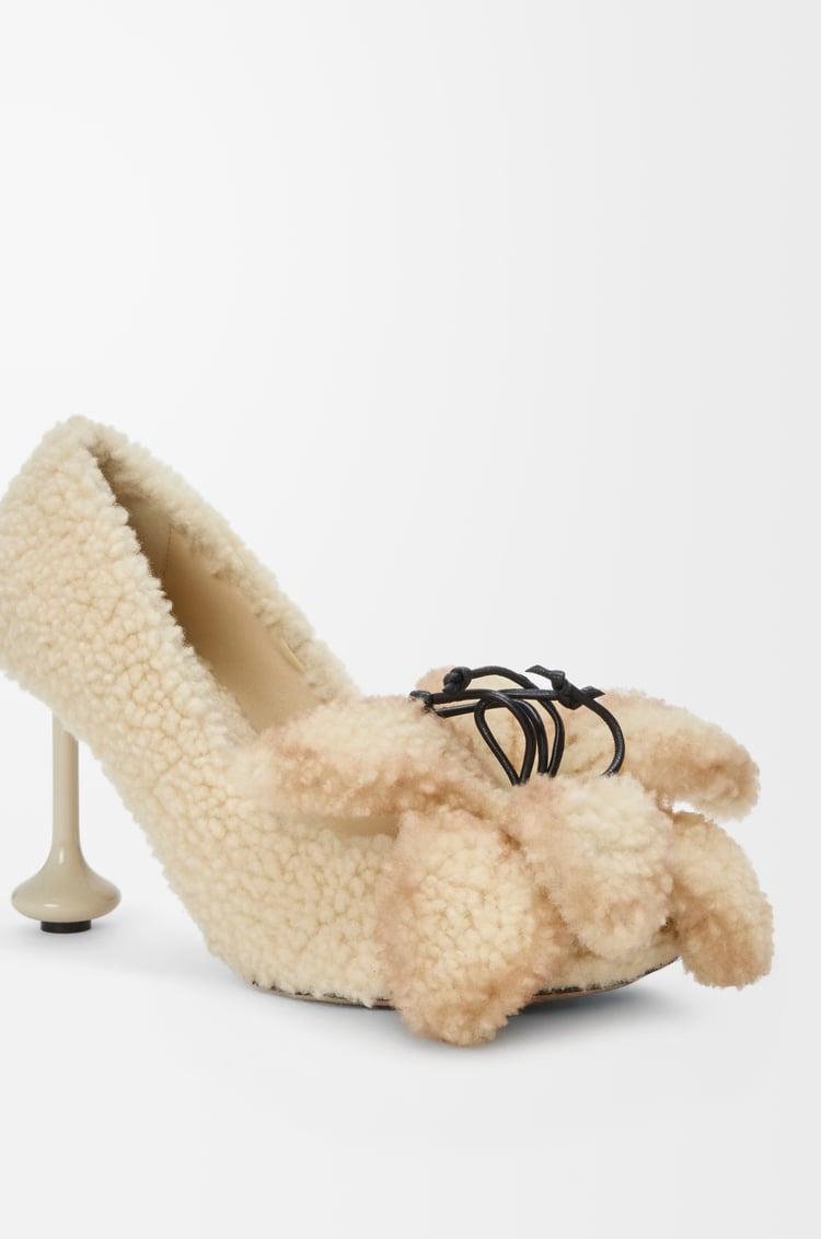 LOEWE Zapato de salón Toy en lana de oveja Vainilla