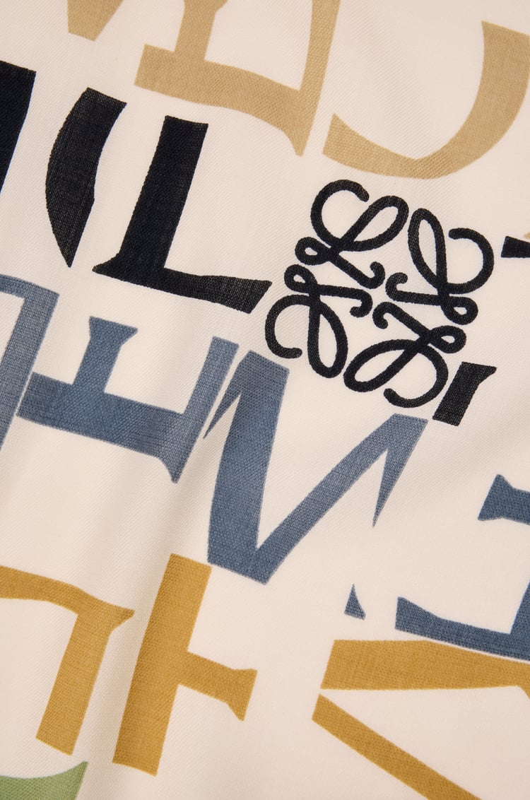 LOEWE Scarf in wool, silk and cashmere blend Multicolor/Caramel 