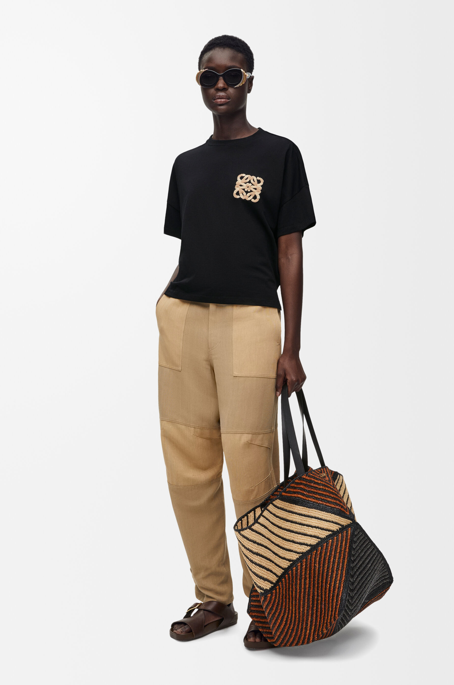 ボクシーフィット Tシャツ（コットン） ブラック - LOEWE