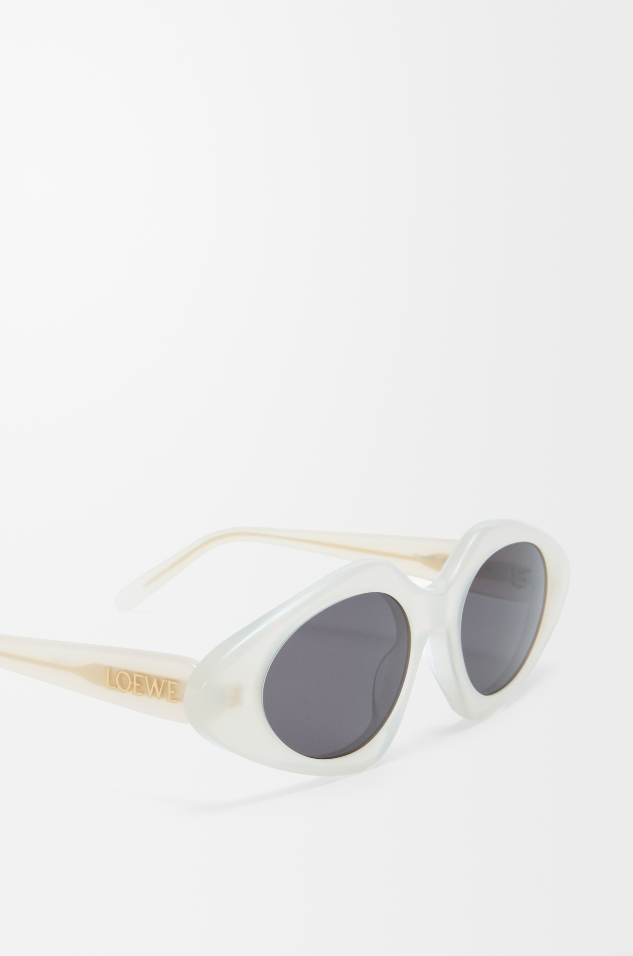 LOEWE Slim Triangle 太阳镜 Milky Ivory