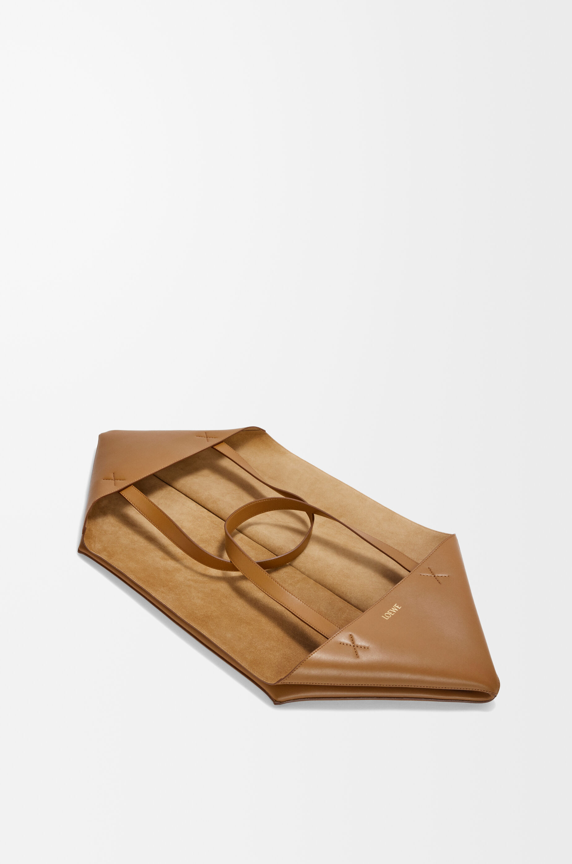 ハンドバッグ LOEWE B510PFMX01-8478 PUZZLE FOLD TOTE XXL XXL Puzzle Fold tote in shiny calfskin Brown - LOEWE