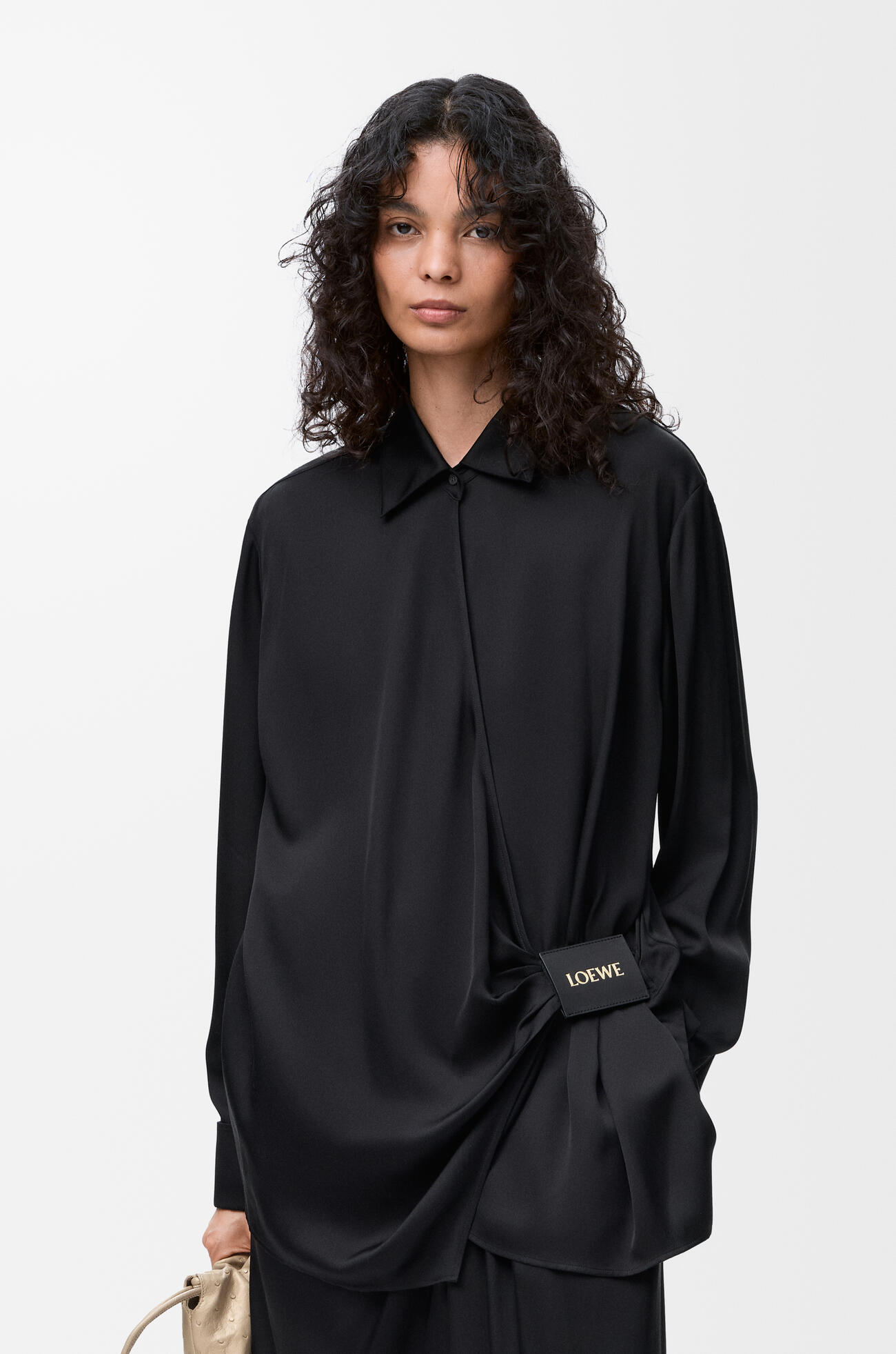 LOEWE Camisa drapeada en seda Negro