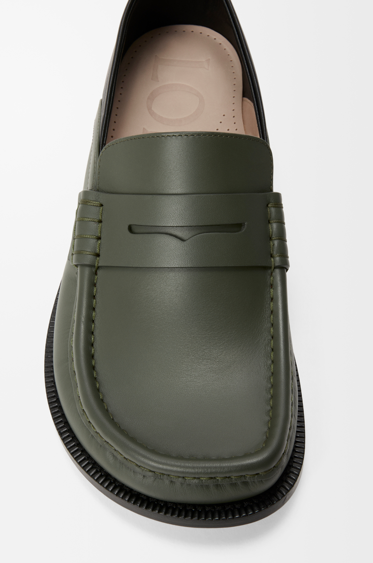 LOEWE Campo flap back loafer in waxy calfskin Sage/Black