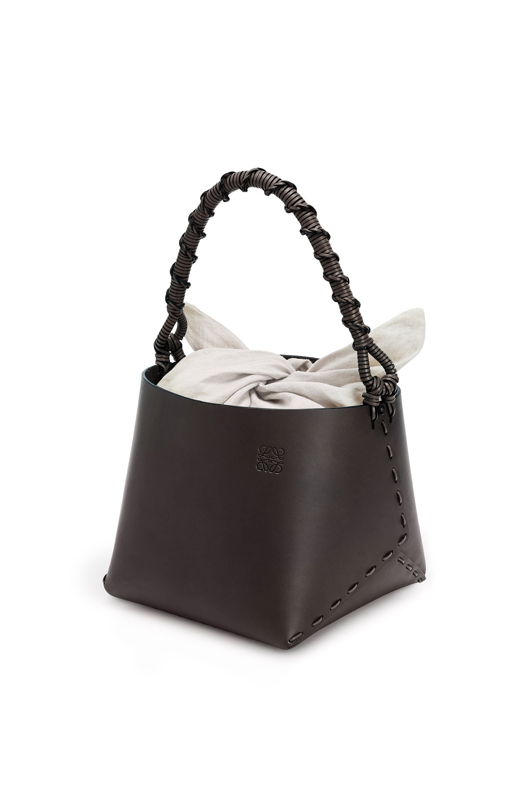 Bucket square bag in calfskin Chestnut 