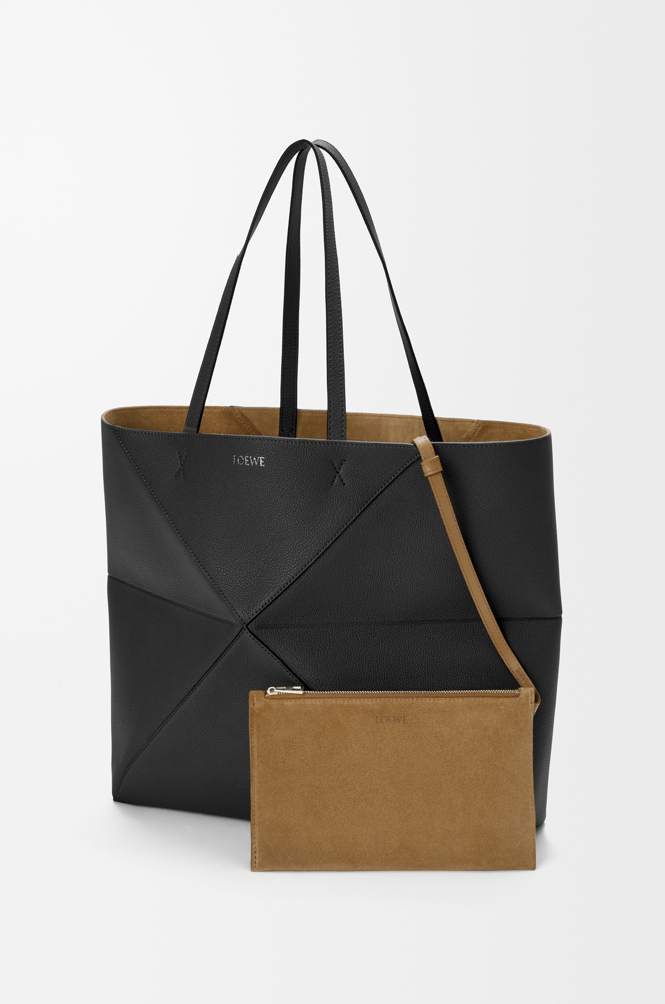 LOEWE 大号柔软粒面牛皮革横版 Puzzle Fold 手袋 黑色