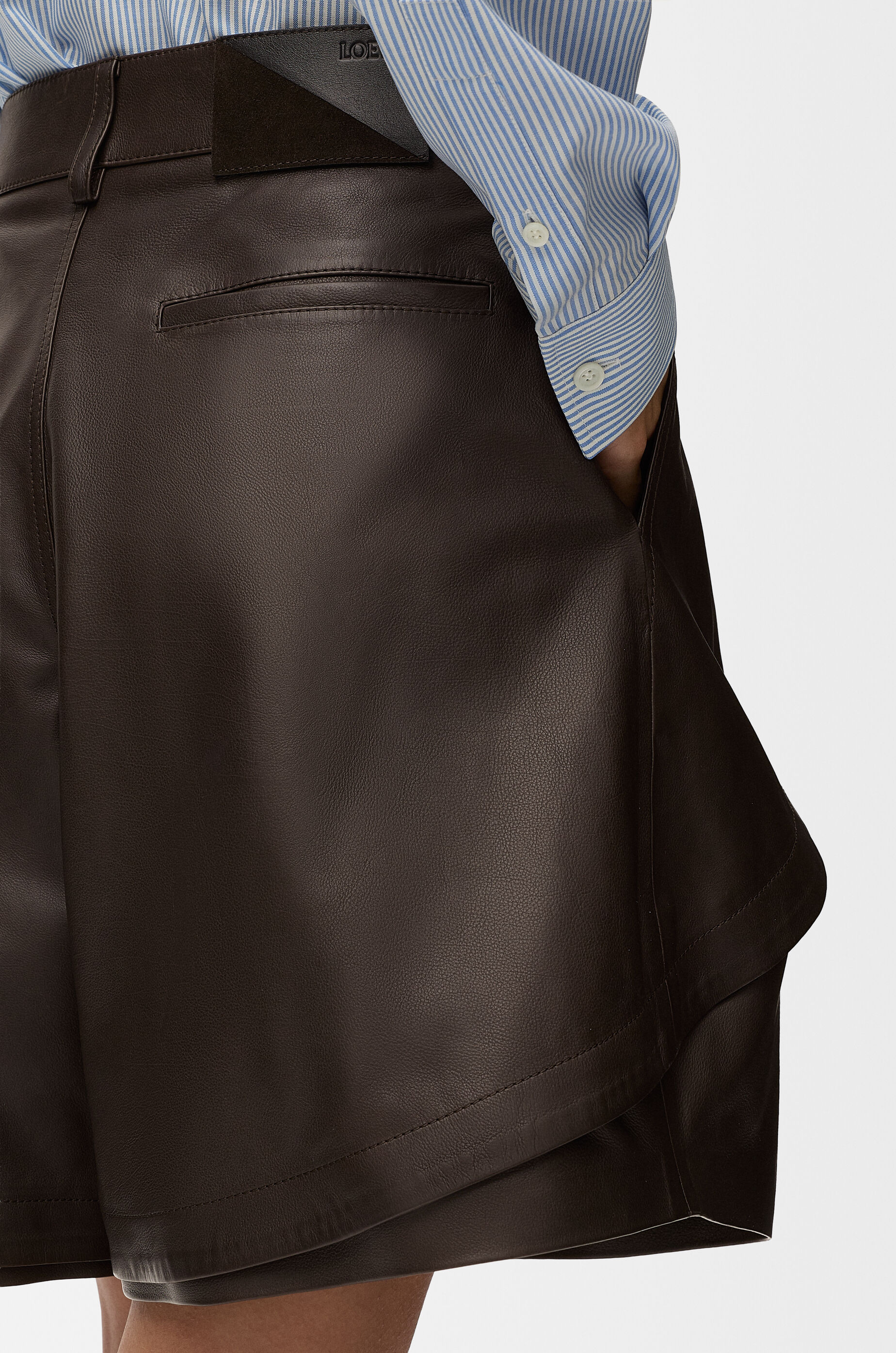 Shorts in nappa calfskin Brown - LOEWE APAC official website