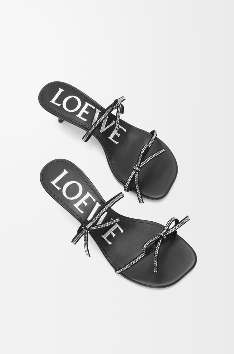 LOEWE ペタル サンダル（スエード&ラインストーン） ブラック