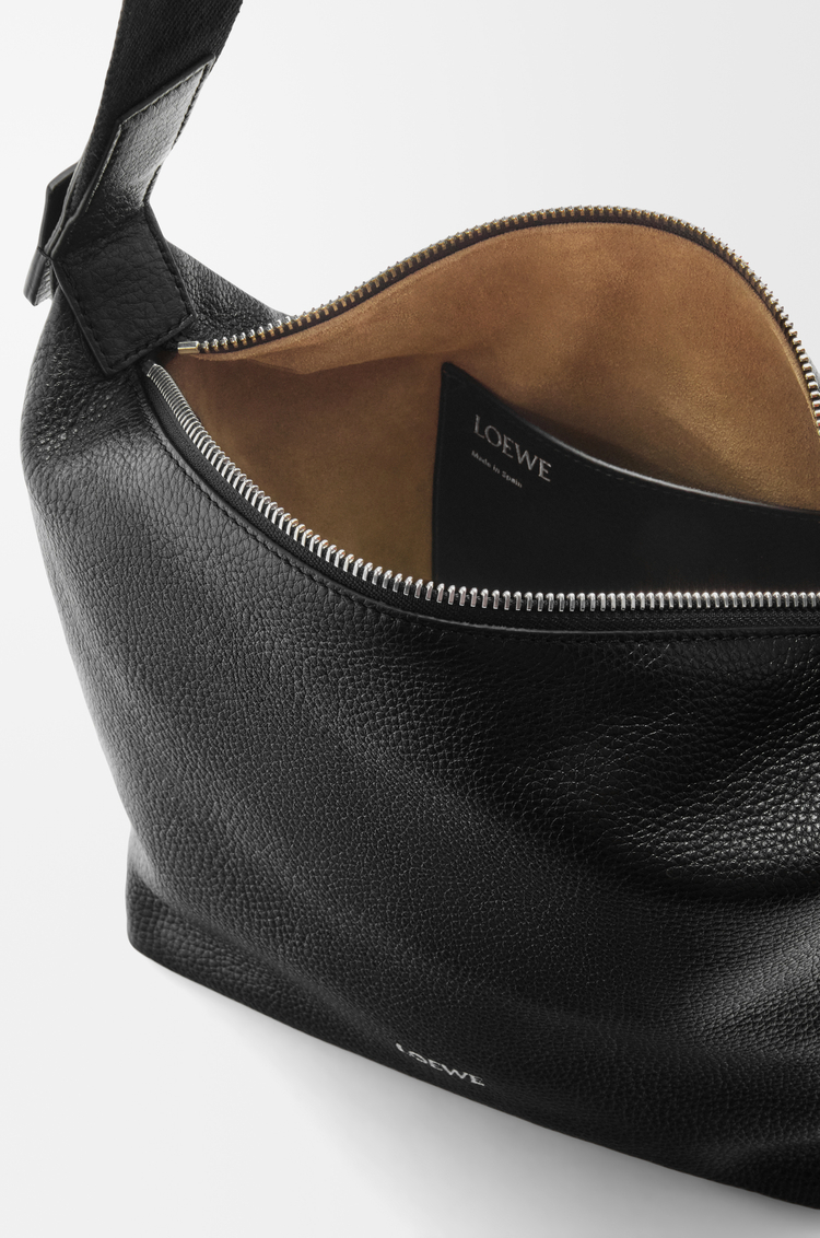 LOEWE キュービィ クロスボディバッグ スモール（サプルグレインカーフ） ブラック