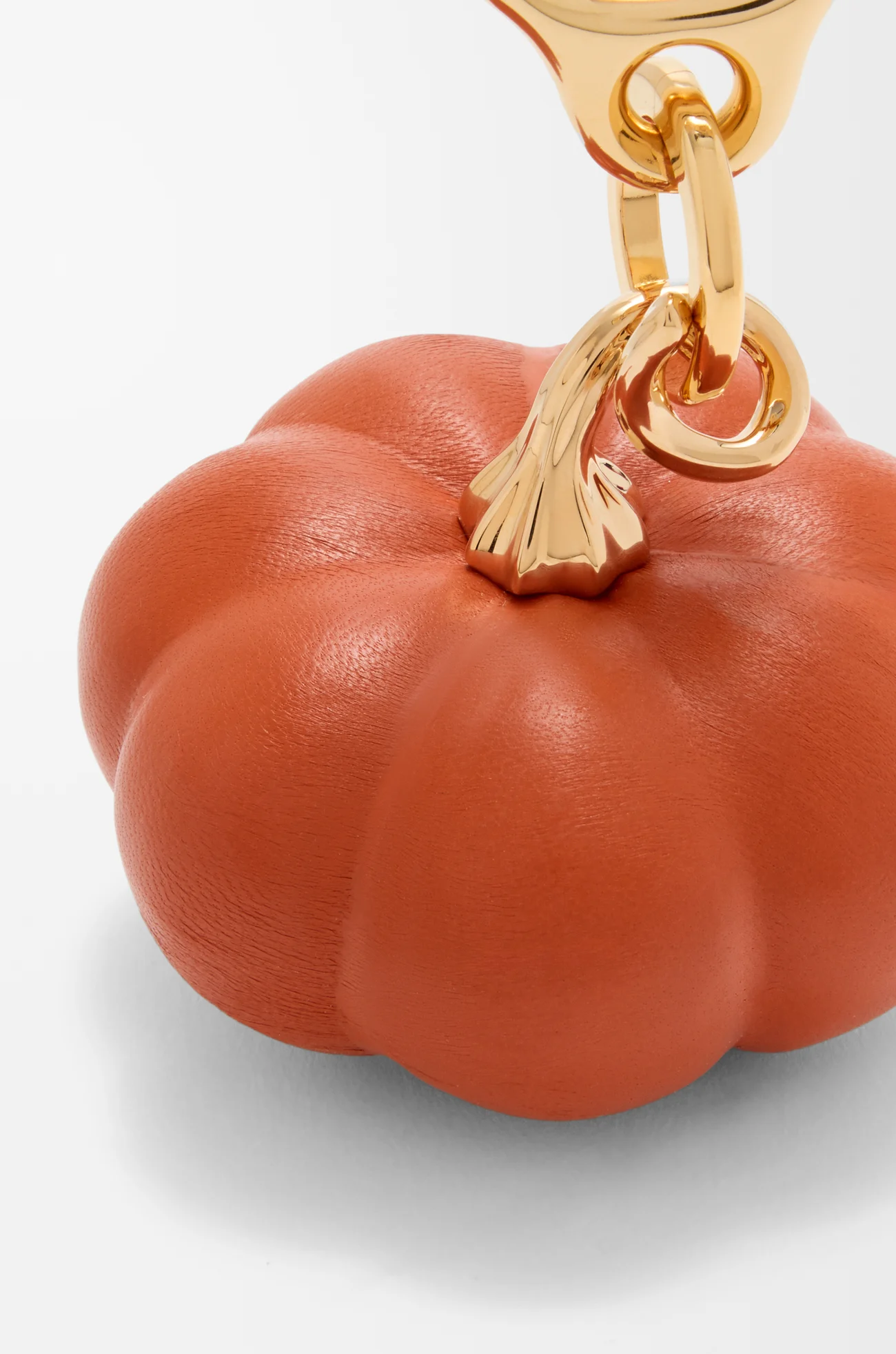 LOEWE Pumpkin charm in lambskin Orange/Gold