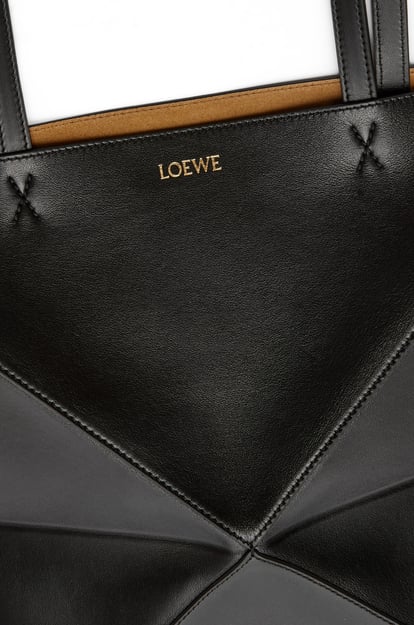 LOEWE Puzzle Fold Tote in shiny calfskin Black plp_rd