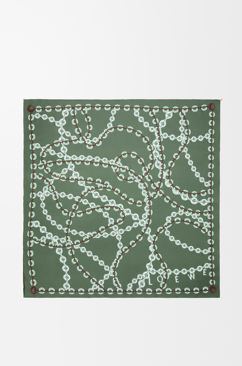 Foulard: un accessorio intramontabile per l'autunno 2025 70 FSA1SS1X07 4061 1F