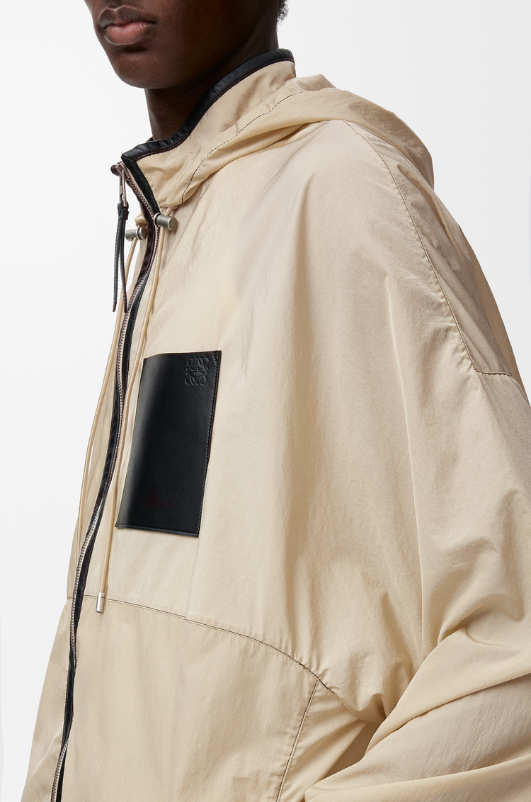 LOEWE 連帽夾克 米色/黑色