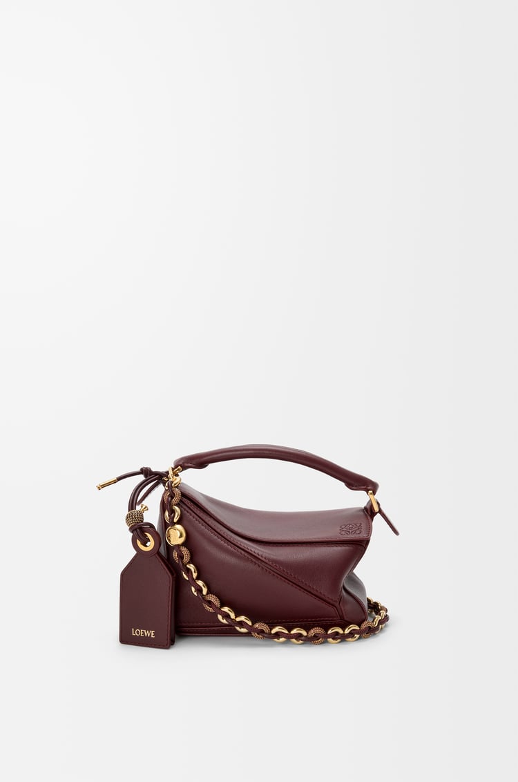 LOEWE 迷你柔軟納帕小羊皮 Featherlight Puzzle 包款 深勃根地紅