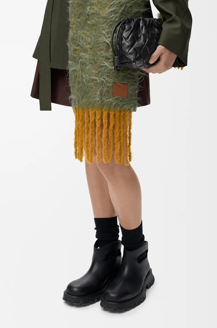 LOEWE Borsa Flamenco Purse mini in nappa di vitello con pieghe Nero