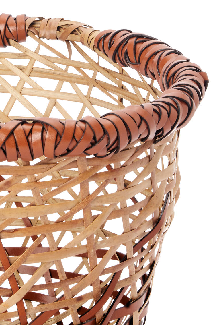 LOEWE Amazonian fruit storage basket in bamboo and leather Natural/Tan pdp_rd