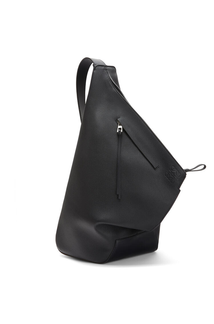 LOEWE Small Anton Backpack in soft grained calfskin 블랙