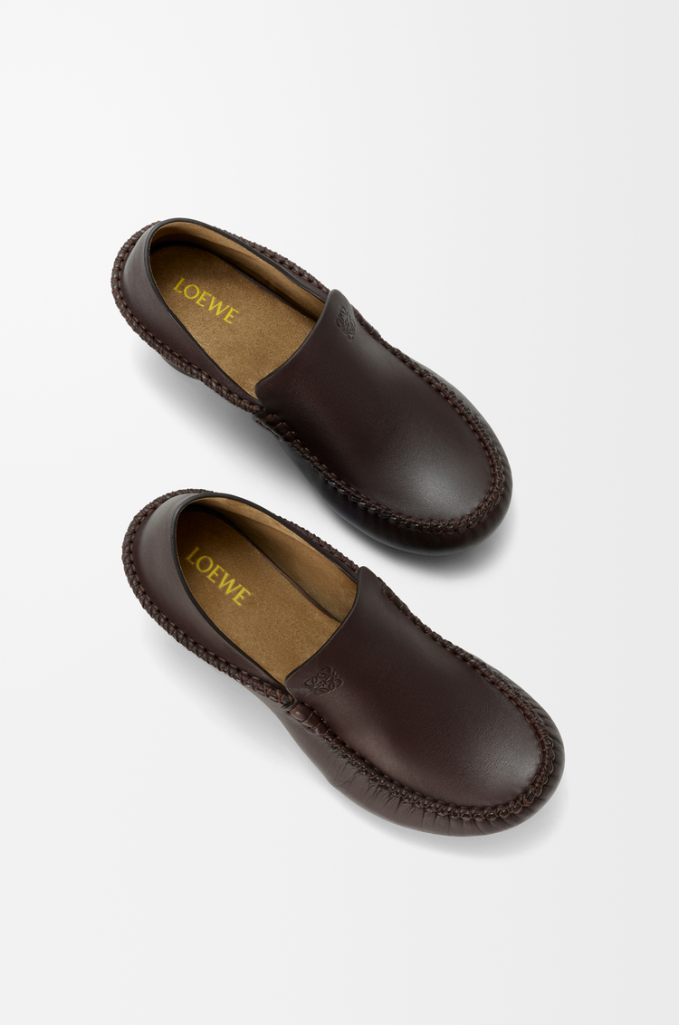 LOEWE Mocasín Oval en piel de ternera suave Marrón Oscuro