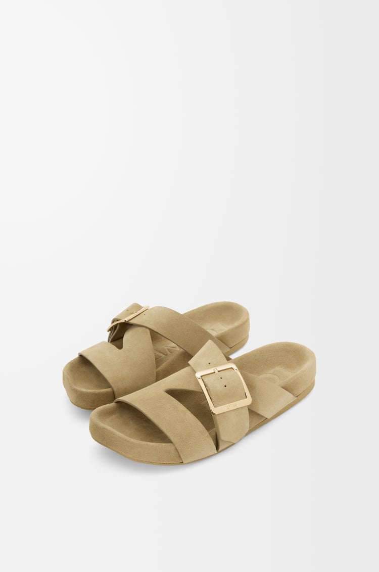LOEWE Ease Buckle 麂皮涼鞋 撒哈拉色