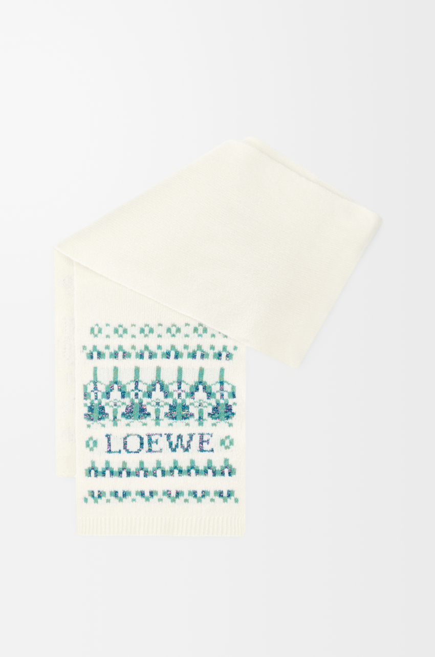 Scarf in wool blend