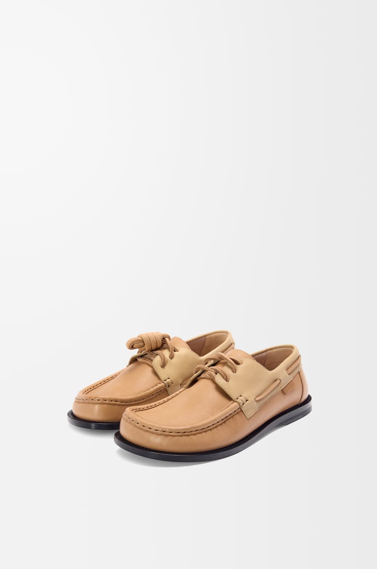 LOEWE Campo boat shoe in soft calfskin Cinnamon/Sand
