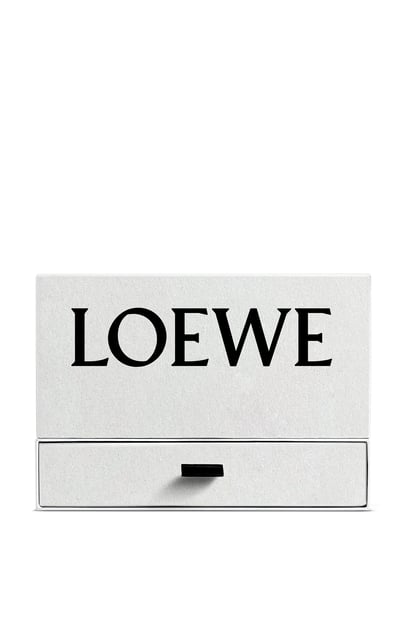 LOEWE Honeysuckle candle and oregano soap White plp_rd