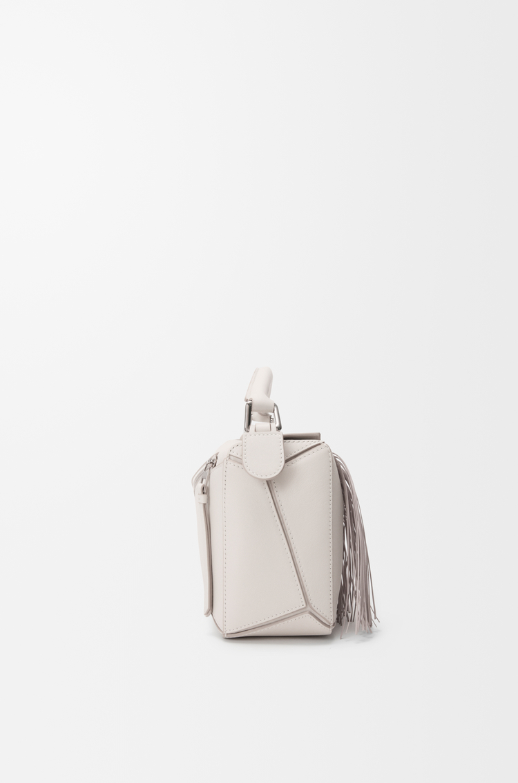 LOEWE Fringe small Puzzle bag in classic calfskin Soft White/Light Ghost