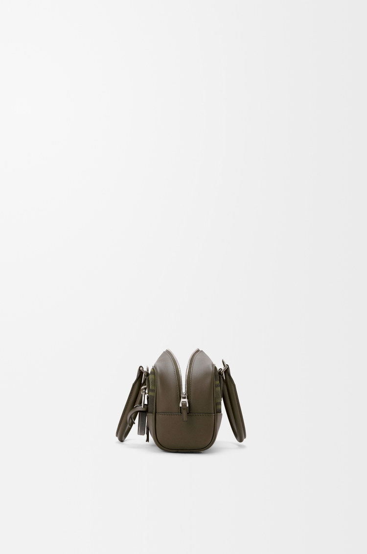 LOEWE 格纹绒面革和纳帕牛皮革 Amazona 23 Cropped 手袋 卡其色/绿色