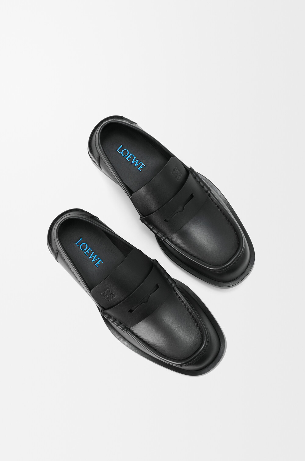 Bobine loafer in shiny calfskin Black - LOEWE USA Official 