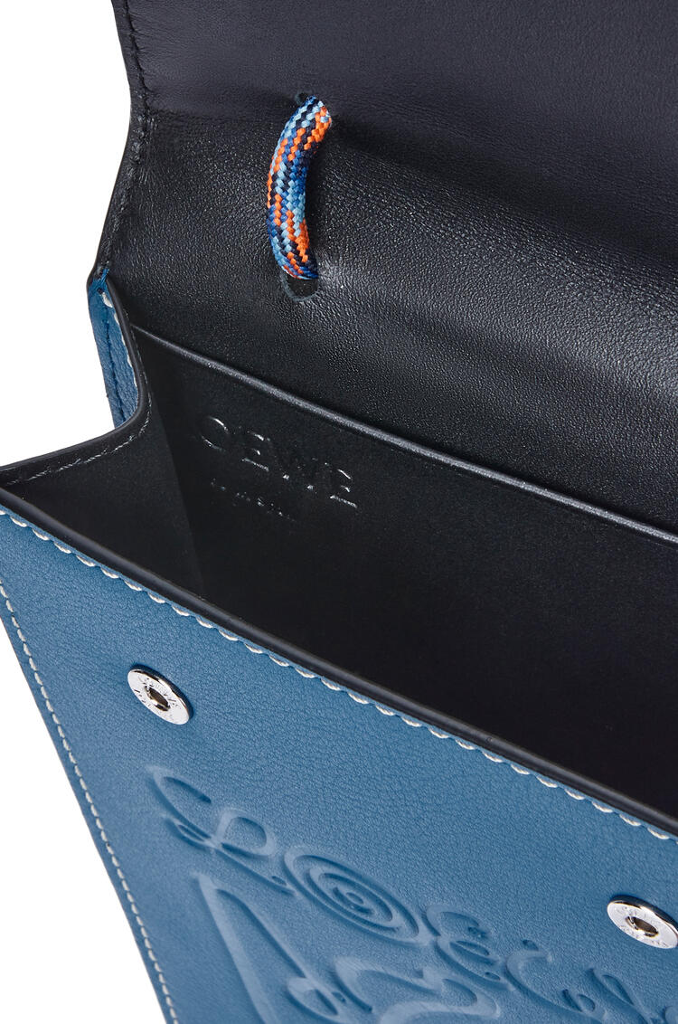LOEWE Neck pocket in classic calfskin Blue/Multicolor pdp_rd