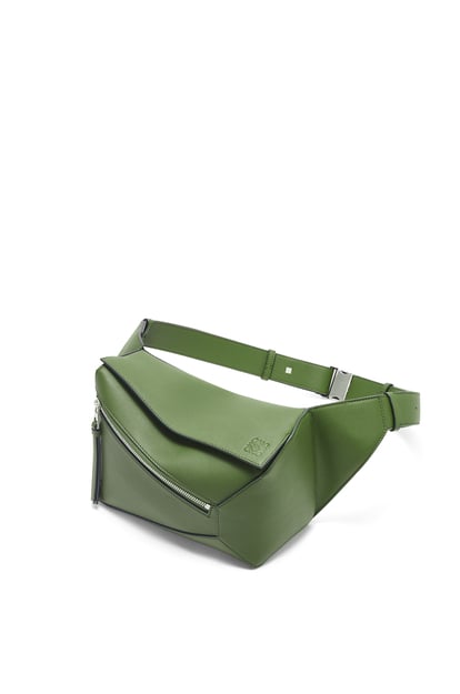 LOEWE Small Puzzle bumbag in classic calfskin Hunter Green plp_rd