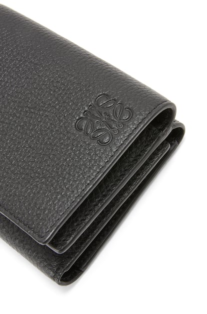 LOEWE Trifold wallet in soft grained calfskin 黑色 plp_rd